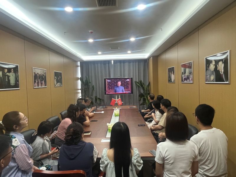 1756916237631342.jpg 5f158bfd890e0f5defda24b06076c35.jpg